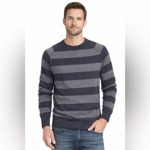 Perry Ellis Men's Charcoal and Gray Striped Crewneck Sweater